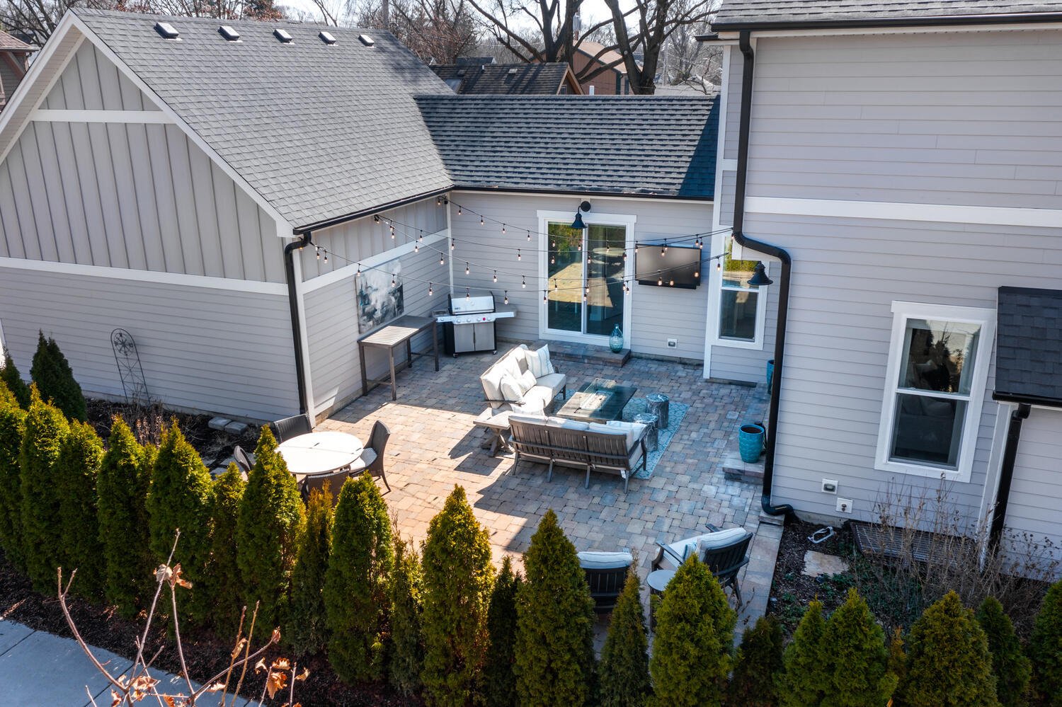 736 N Ellsworth Street, Naperville, IL 60563