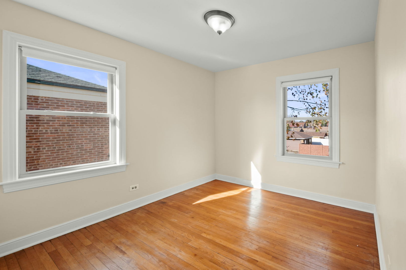 3119 W 83rd Street, Chicago, IL 60652