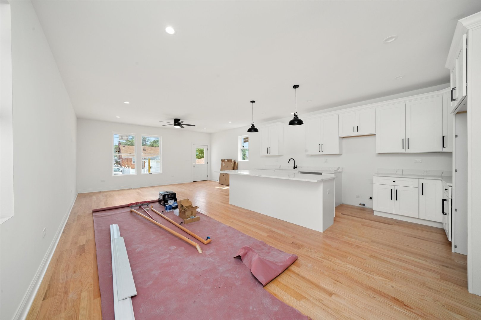 10649 S Sawyer Avenue, Chicago, IL 60655