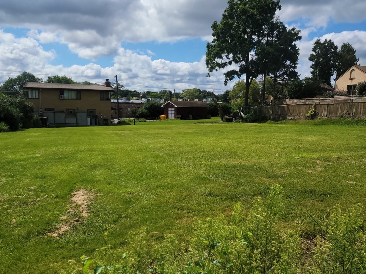 659 E Maple Avenue, Mundelein, IL 60060