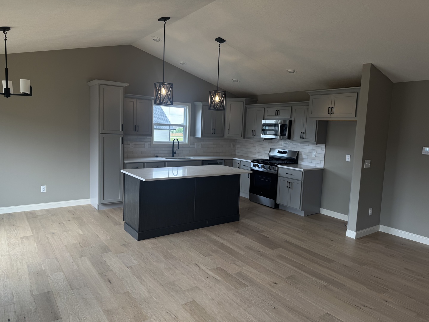 1721 Bluestone Drive, Normal, IL 61761