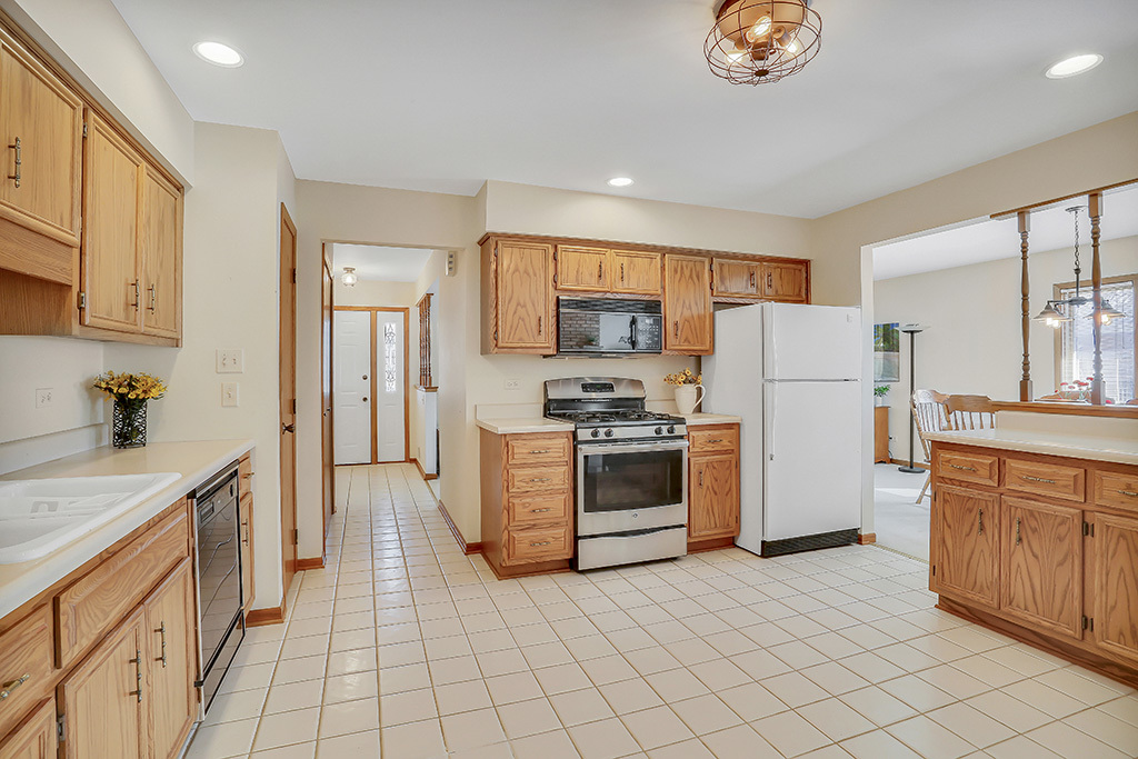 18148 Vermont Court, Orland Park, IL 60467