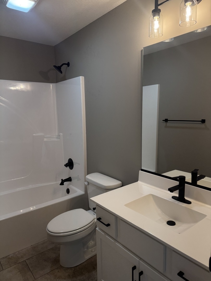 1725 Bluestone Drive, Normal, IL 61761