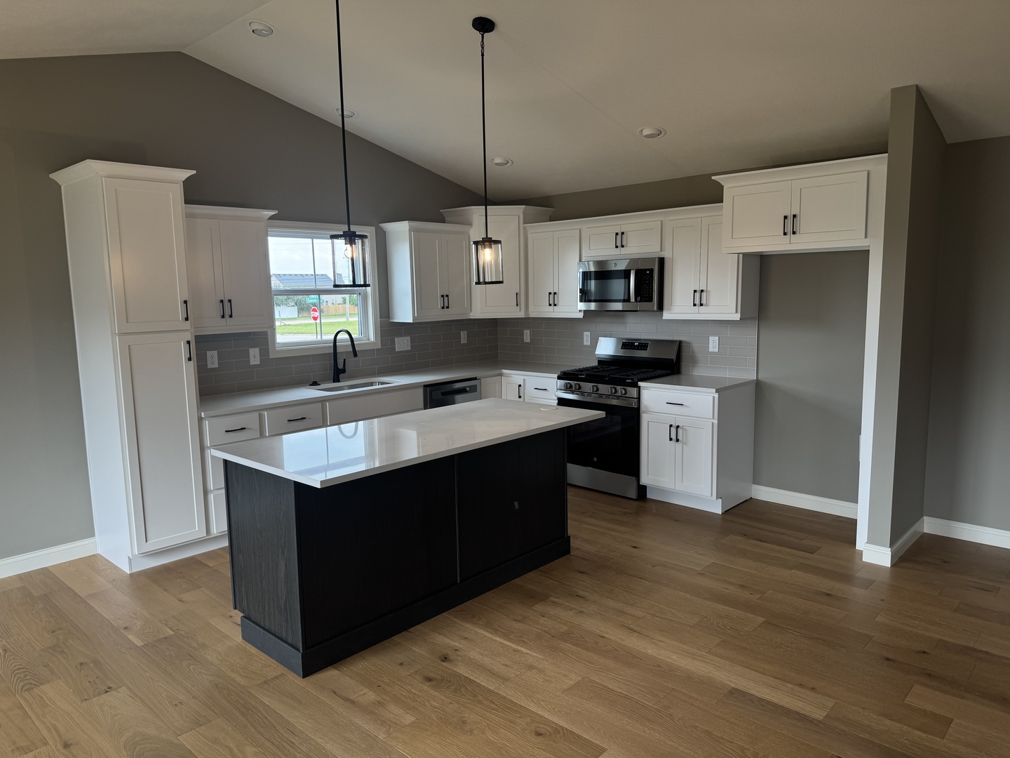 1725 Bluestone Drive, Normal, IL 61761