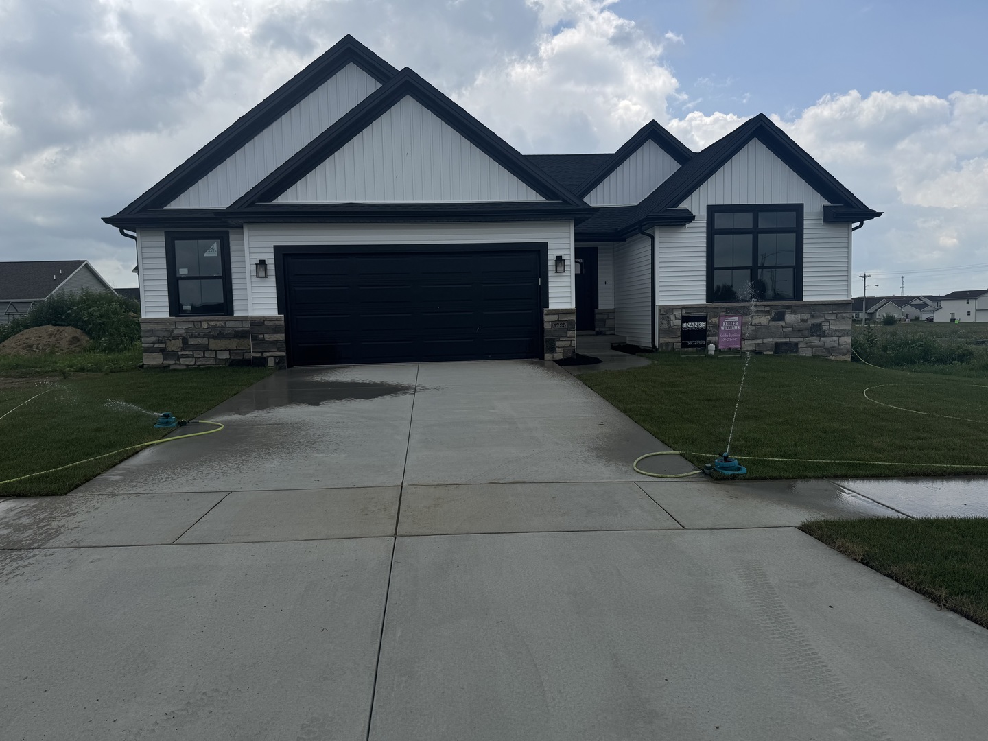 1725 Bluestone Drive, Normal, IL 61761