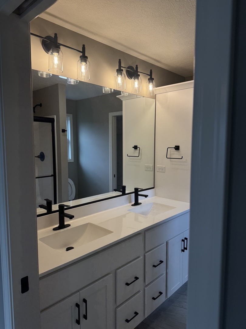 1725 Bluestone Drive, Normal, IL 61761