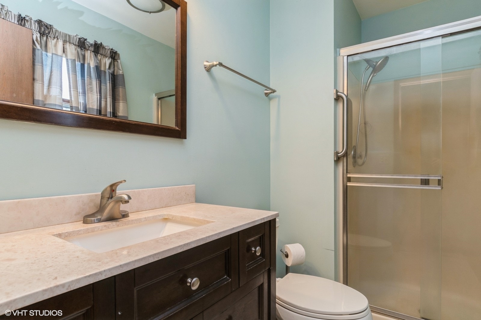 25W704 Jewell Road, Wheaton, IL 60187