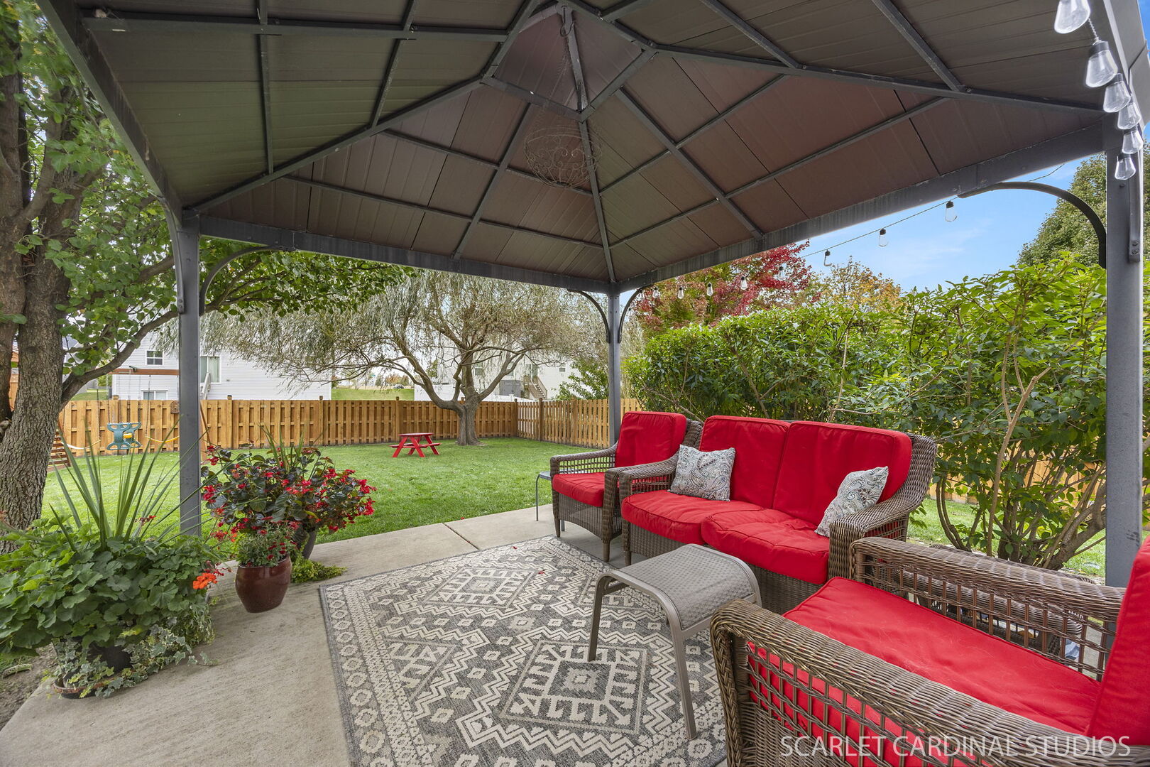 3183 Pinewood Drive, Yorkville, IL 60560