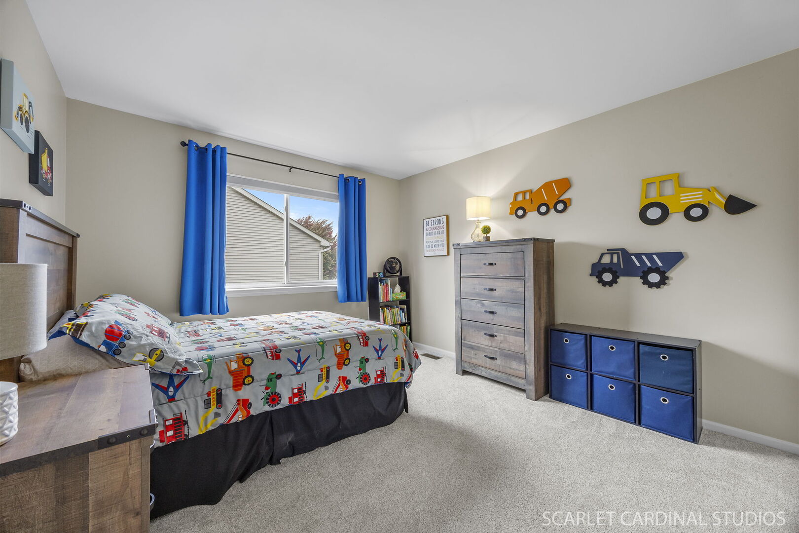 3183 Pinewood Drive, Yorkville, IL 60560