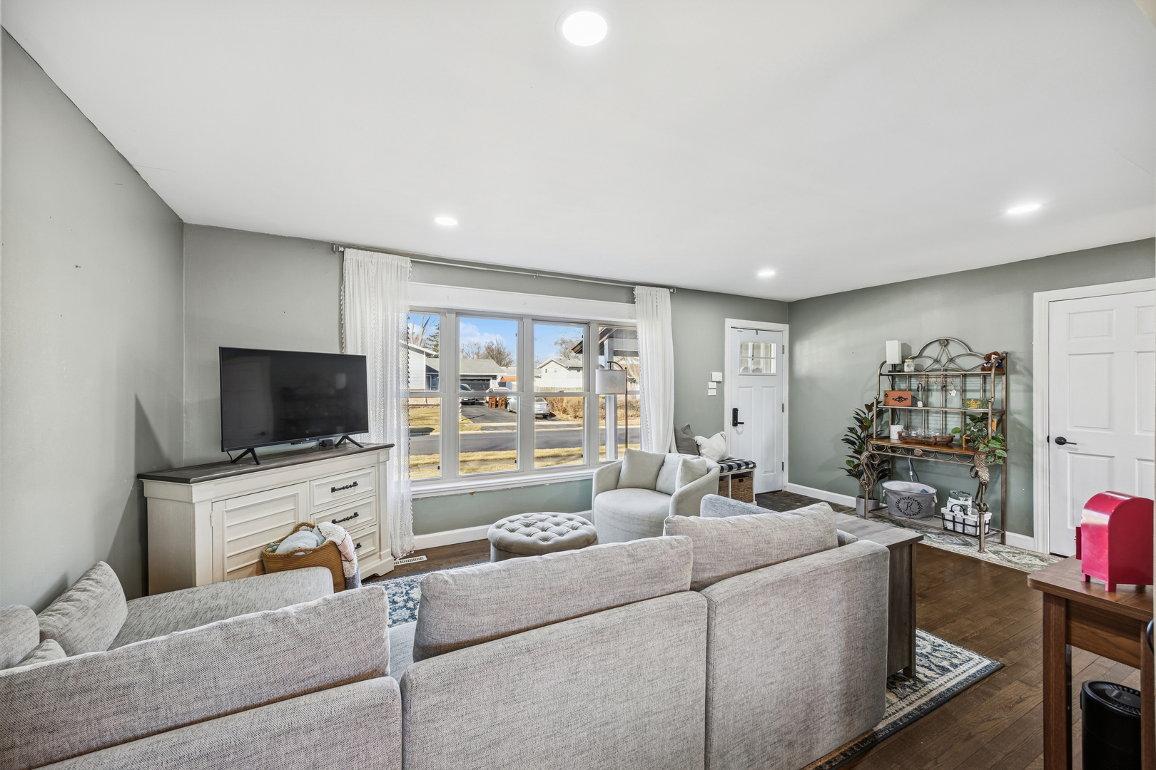 14817 El Vista Avenue, Oak Forest, IL 60452