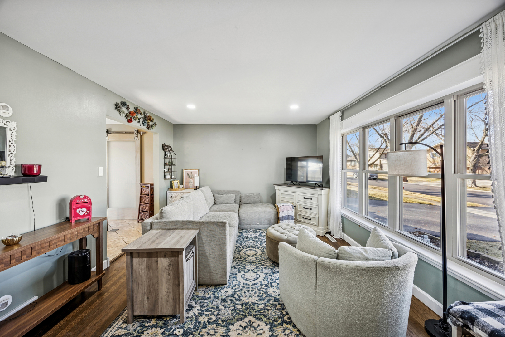 14817 El Vista Avenue, Oak Forest, IL 60452