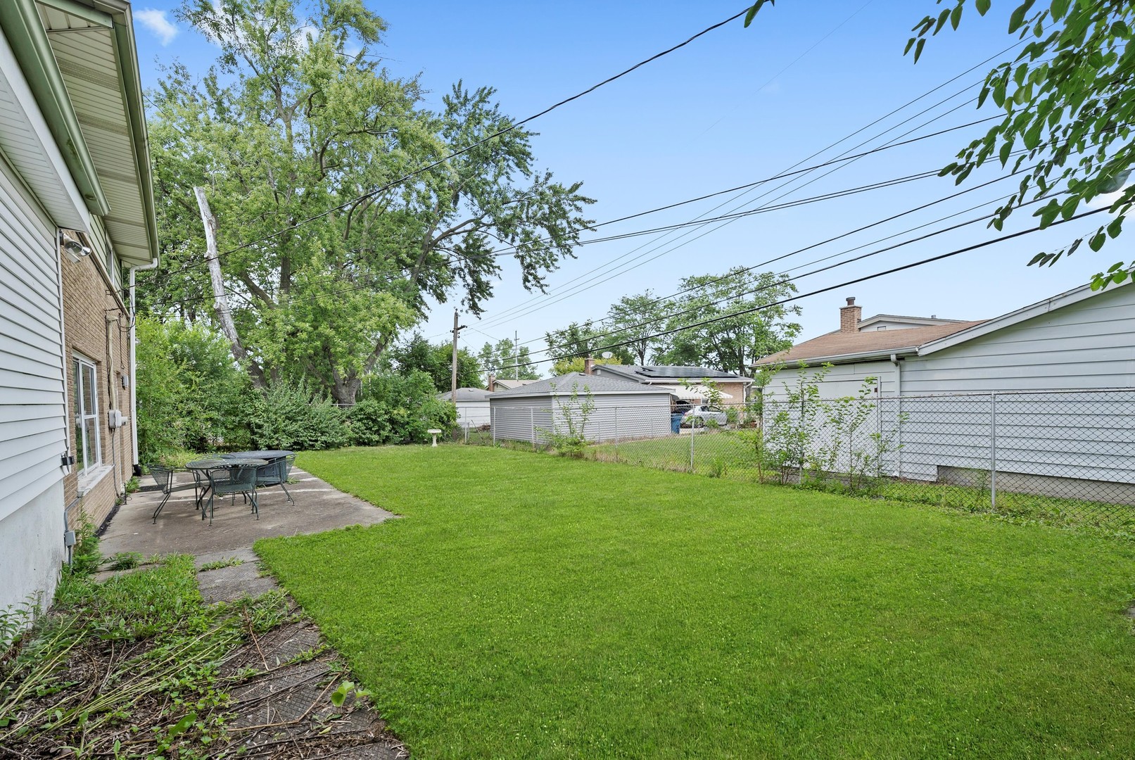 223 Roberta Lane, Chicago Heights, IL 60411
