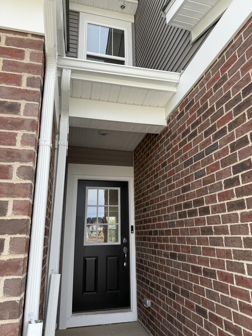 2239 Horseshoe Circle #09604, Naperville, IL 60564
