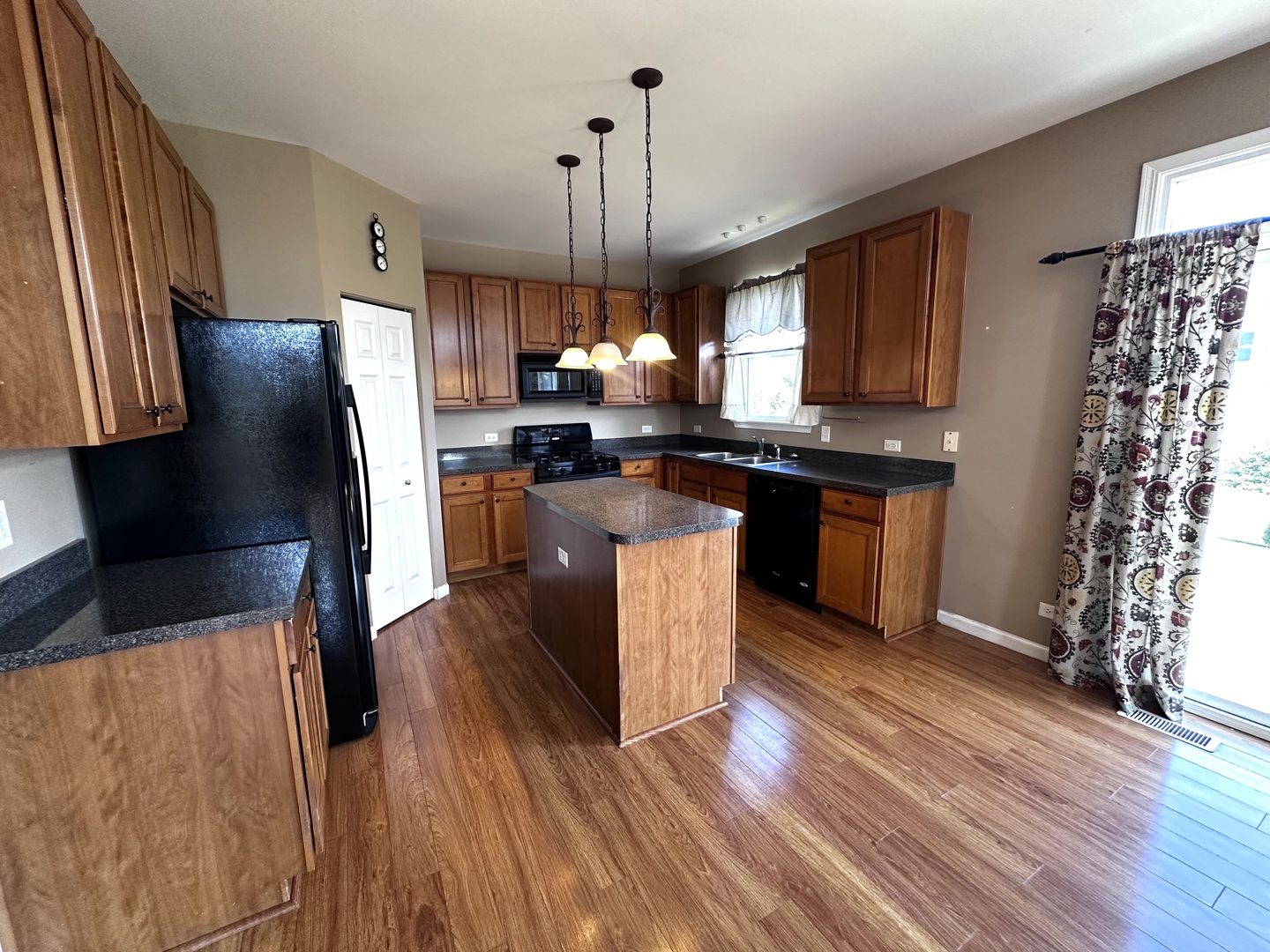 343 Tracy Lane, Elgin, IL 60124