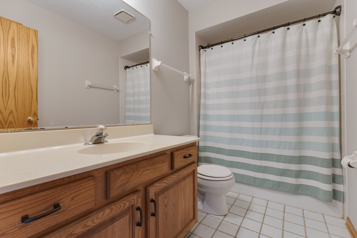 16726 Westwind Court, Tinley Park, IL 60477