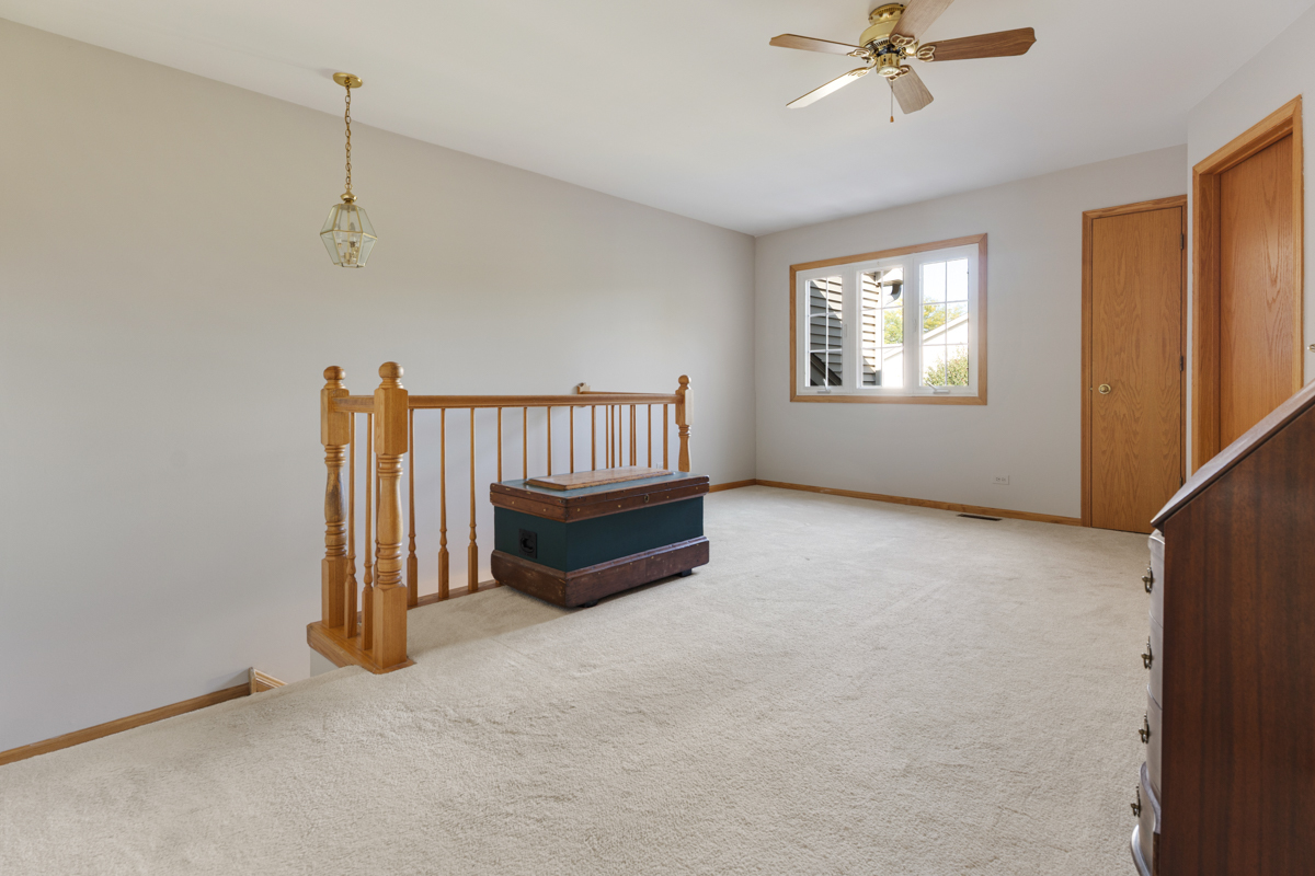 16726 Westwind Court, Tinley Park, IL 60477