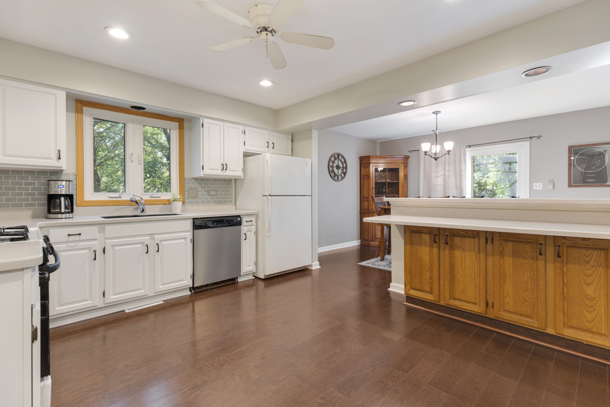 16726 Westwind Court, Tinley Park, IL 60477
