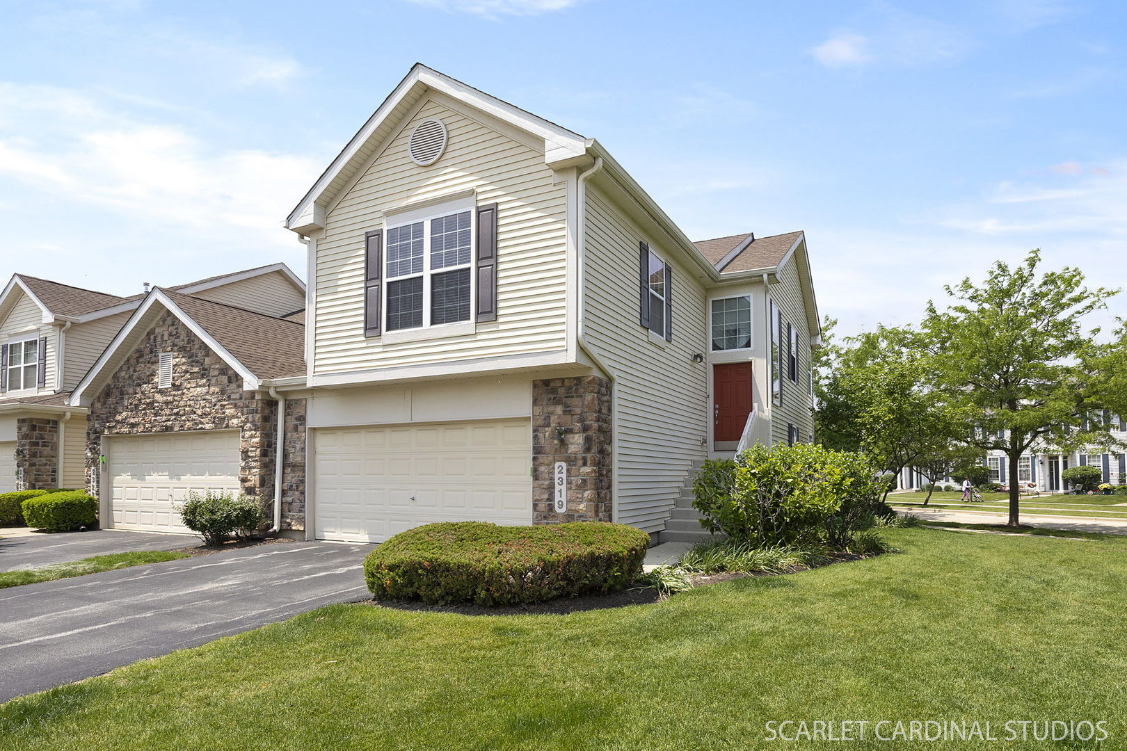 2319 Georgetown Court, Aurora, IL 60503