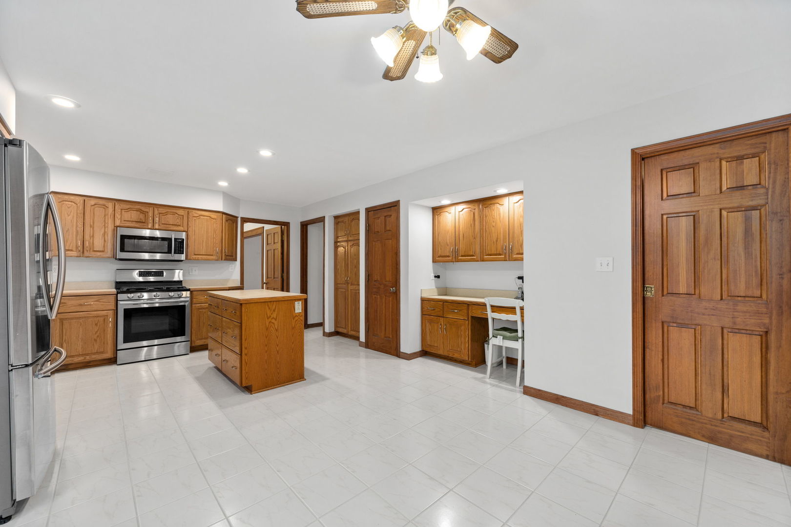 648 62nd Court, Downers Grove, IL 60516
