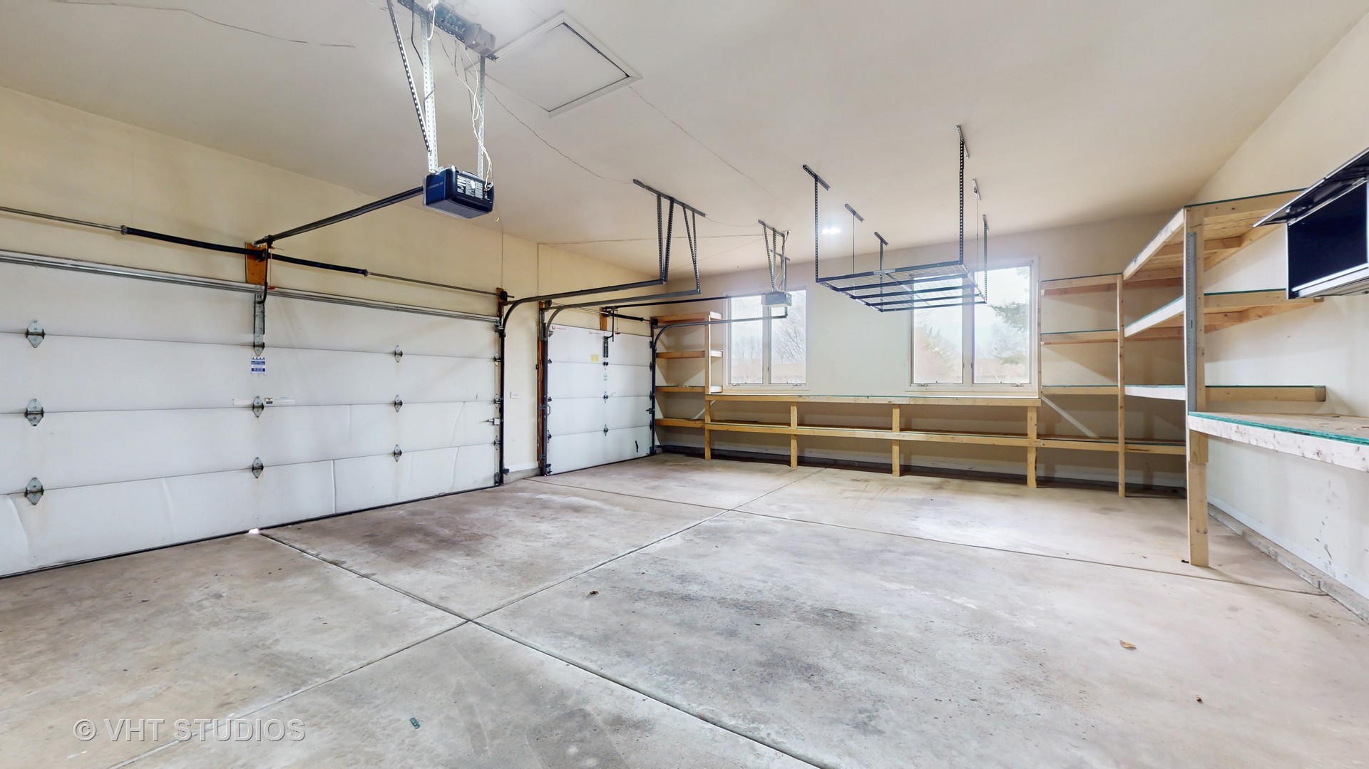 11323 Hillsboro Drive, Huntley, IL 60142