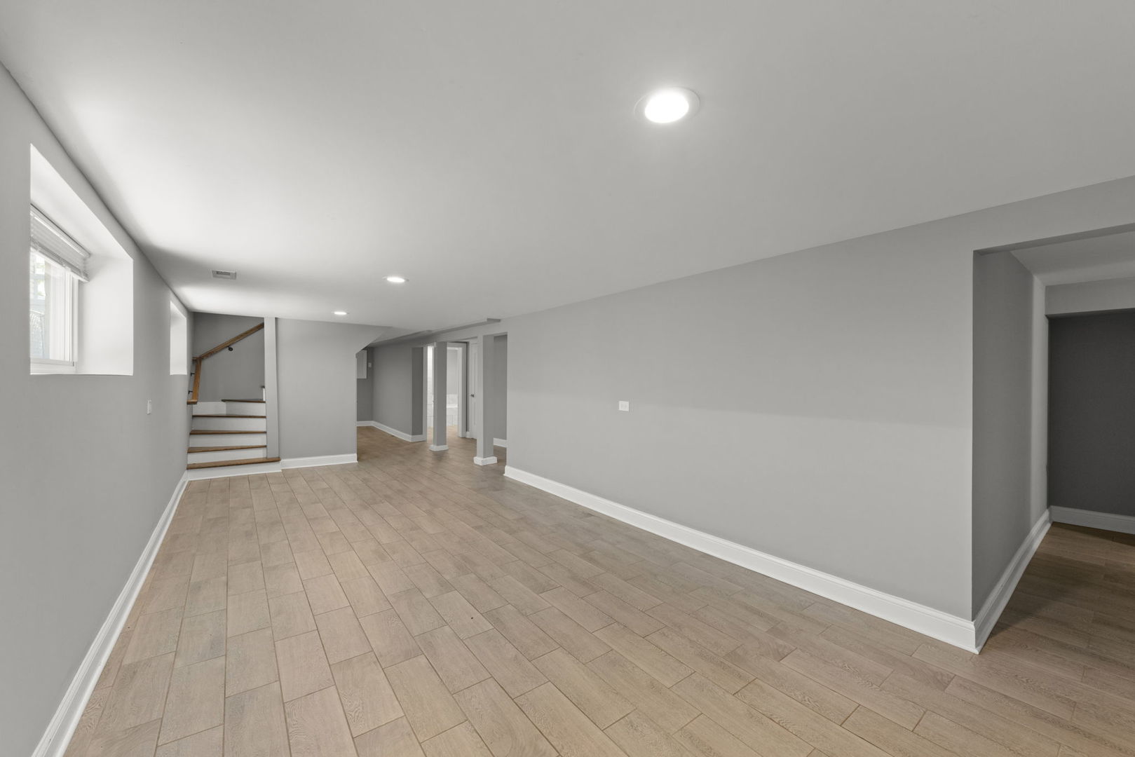 5941 W Warwick Avenue, Chicago, IL 60634
