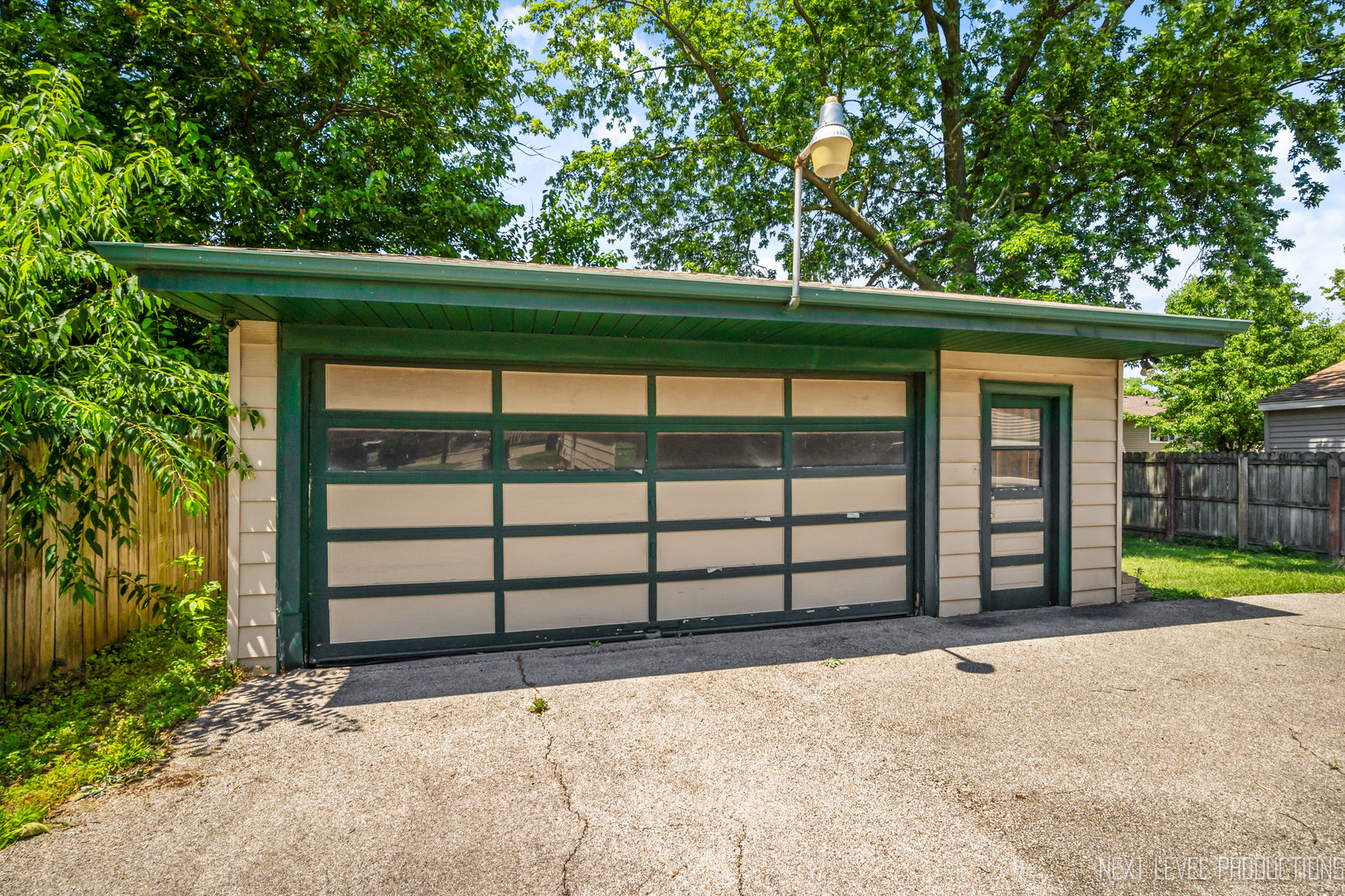 960 Assell Avenue, Aurora, IL 60505