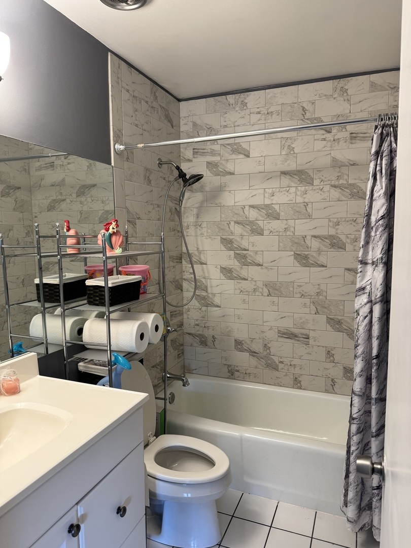 850 Wellington Avenue #304, Elk Grove Village, IL 60007