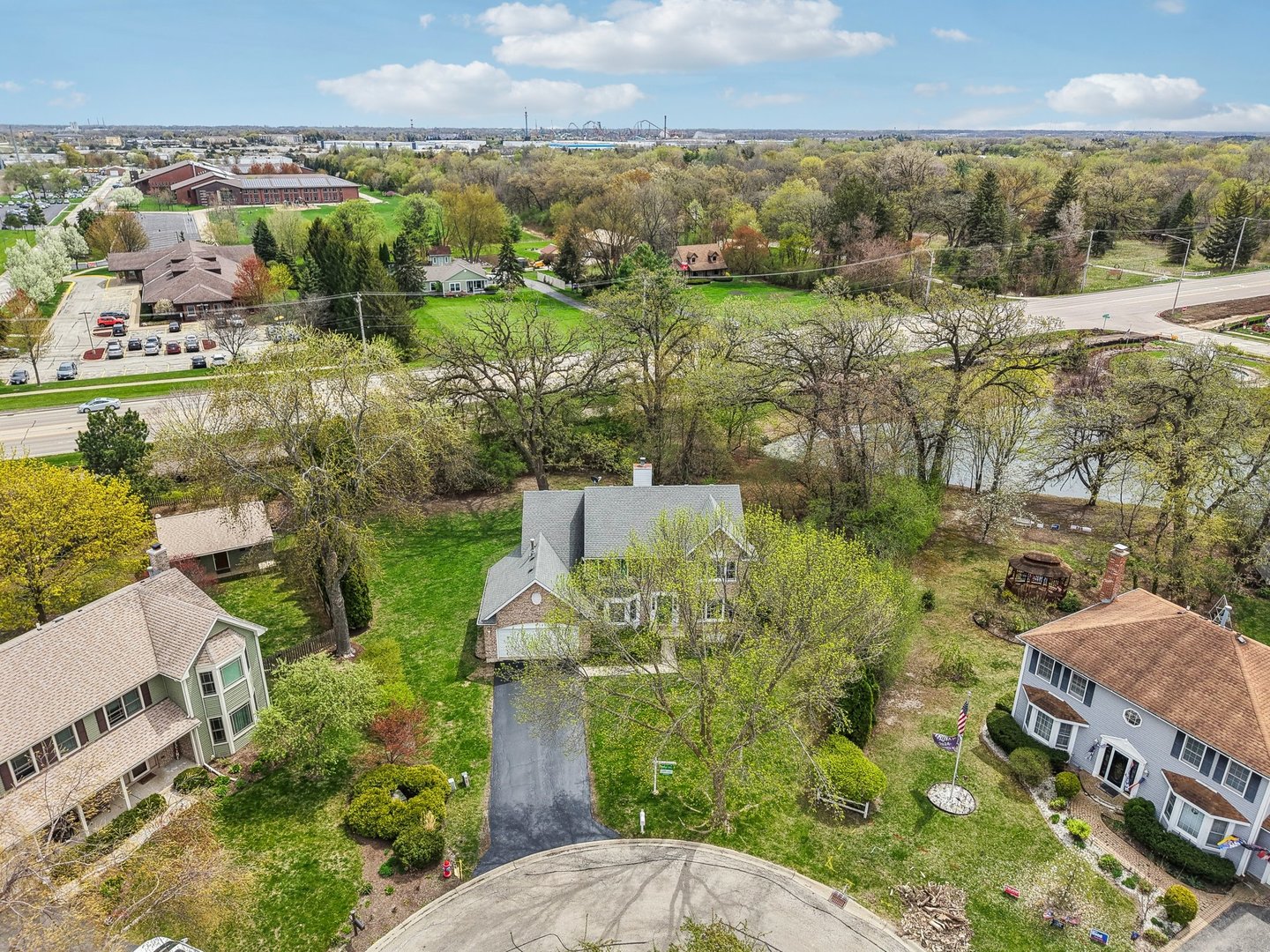 1173 Lamb Lane, Gurnee, IL 60031
