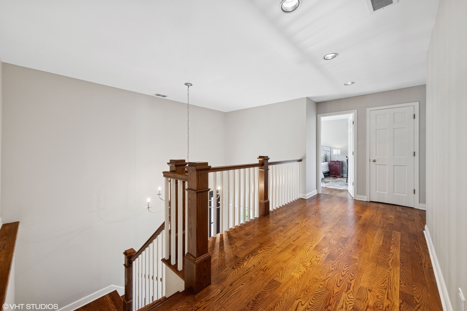 434 Ridge Avenue, Clarendon Hills, IL 60514
