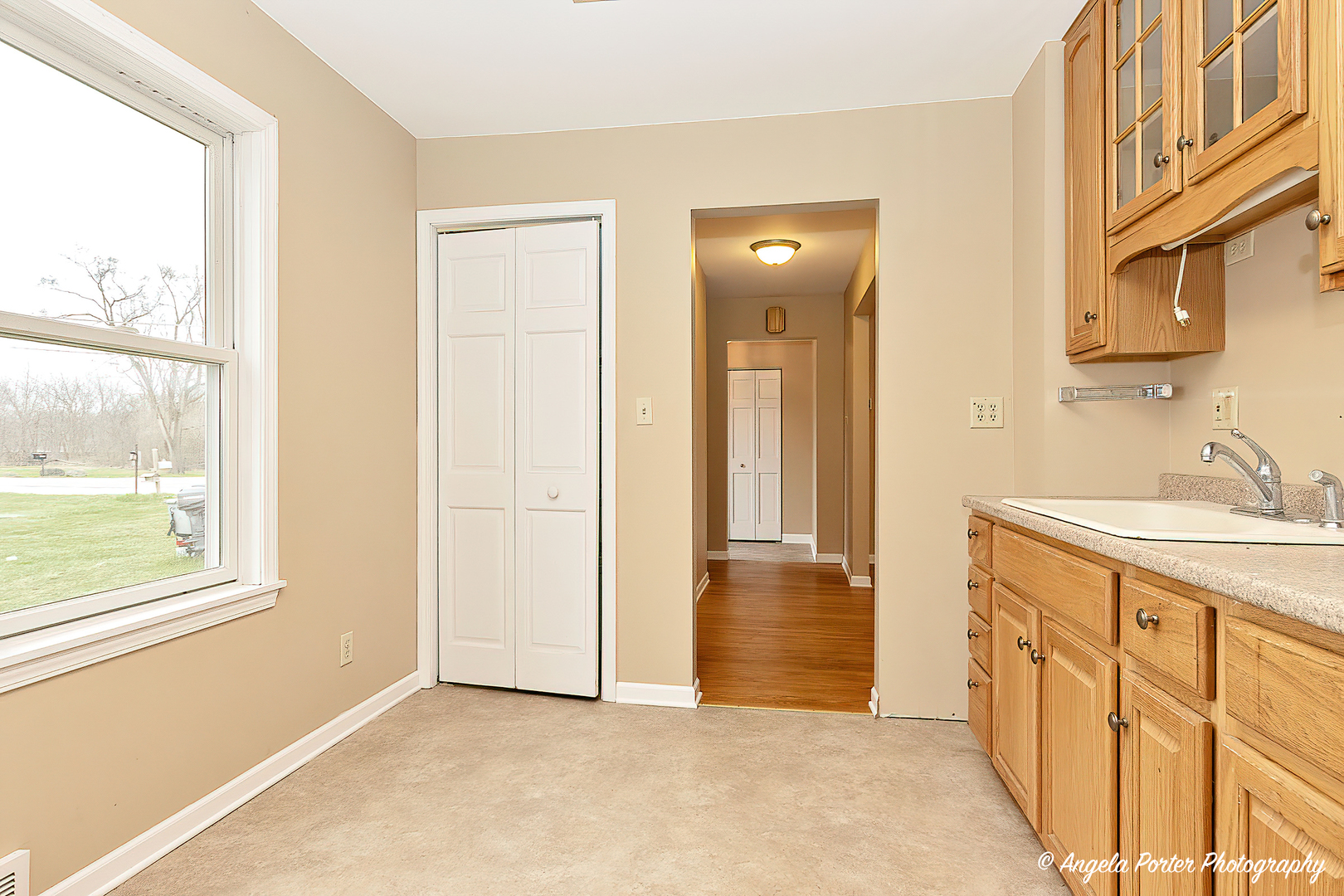 127 Kent Avenue, Wauconda, IL 60084