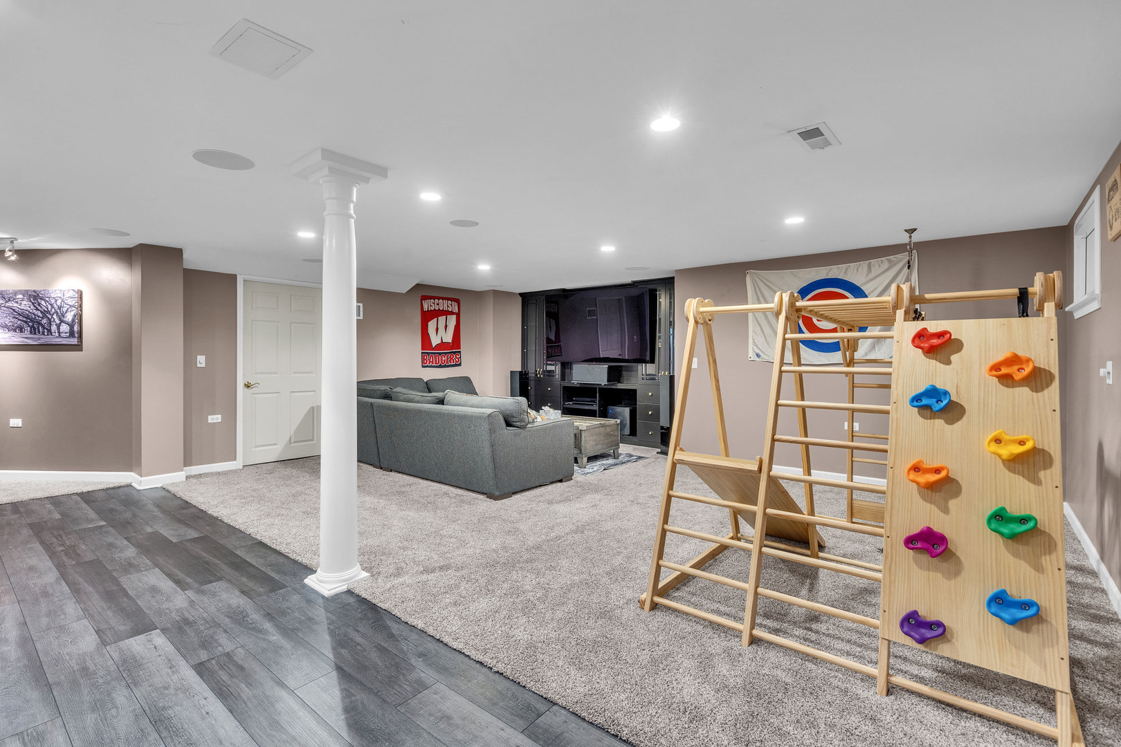 1315 Dunrobin Road, Naperville, IL 60540