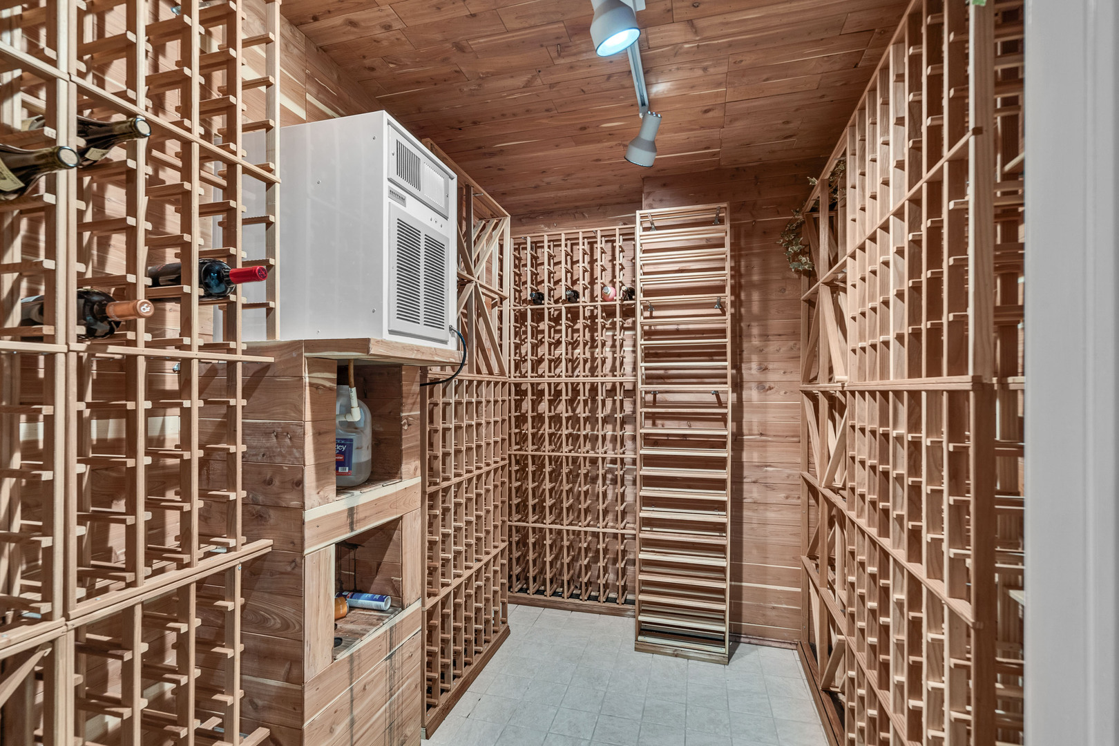 1315 Dunrobin Road, Naperville, IL 60540