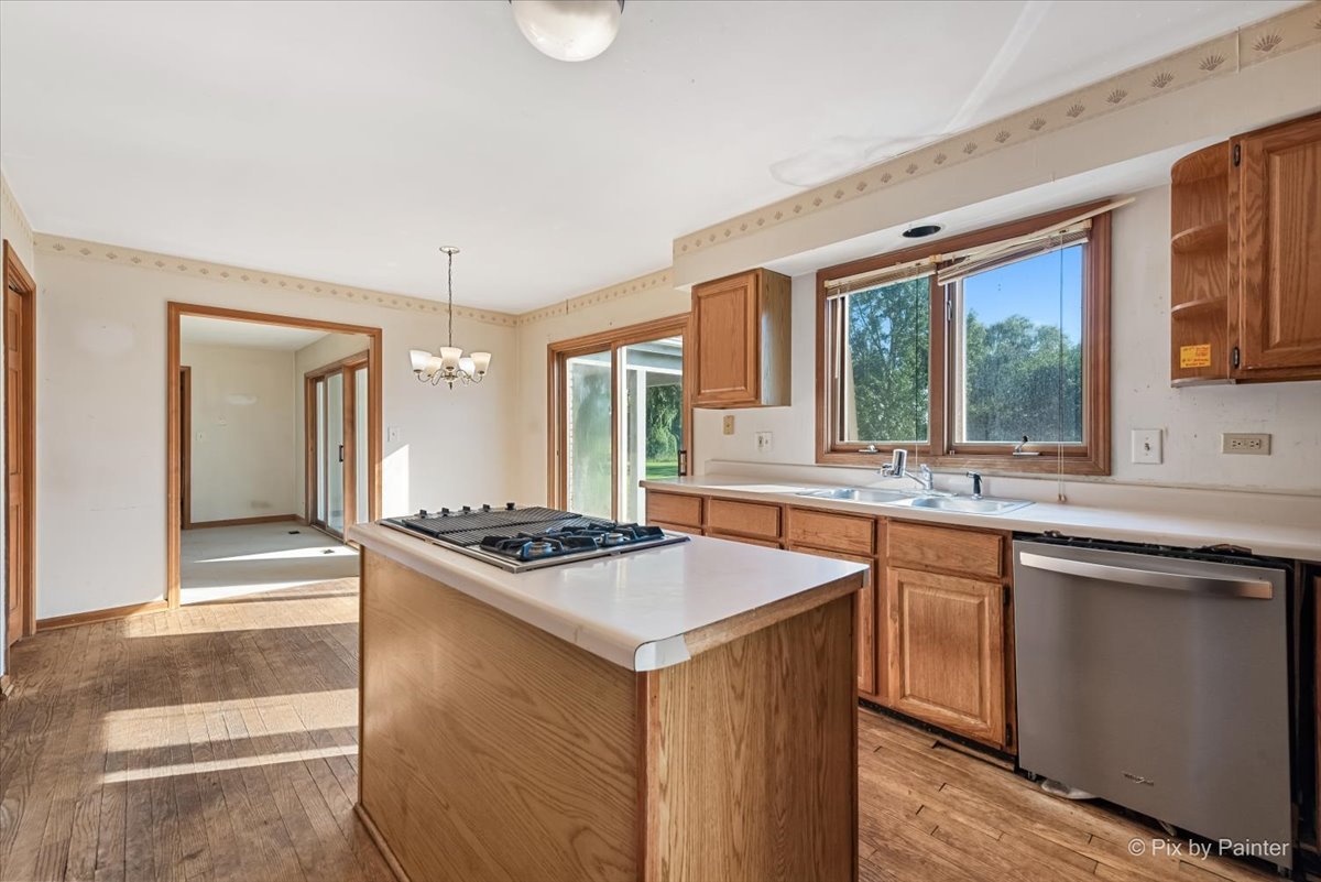 7711 Dairy Lane, Lakewood, IL 60014