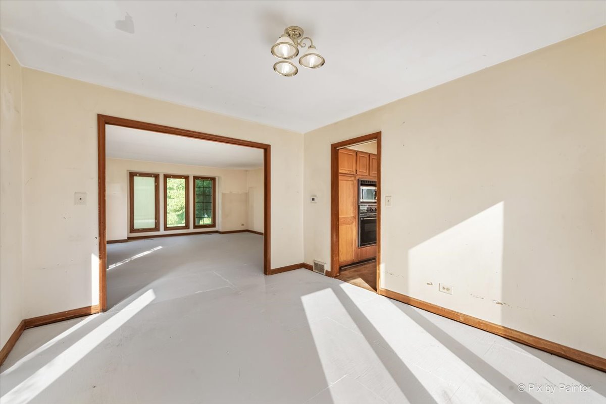 7711 Dairy Lane, Lakewood, IL 60014