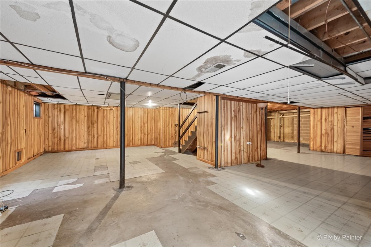 7711 Dairy Lane, Lakewood, IL 60014