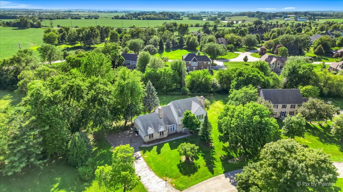 7711 Dairy Lane, Lakewood, IL 60014