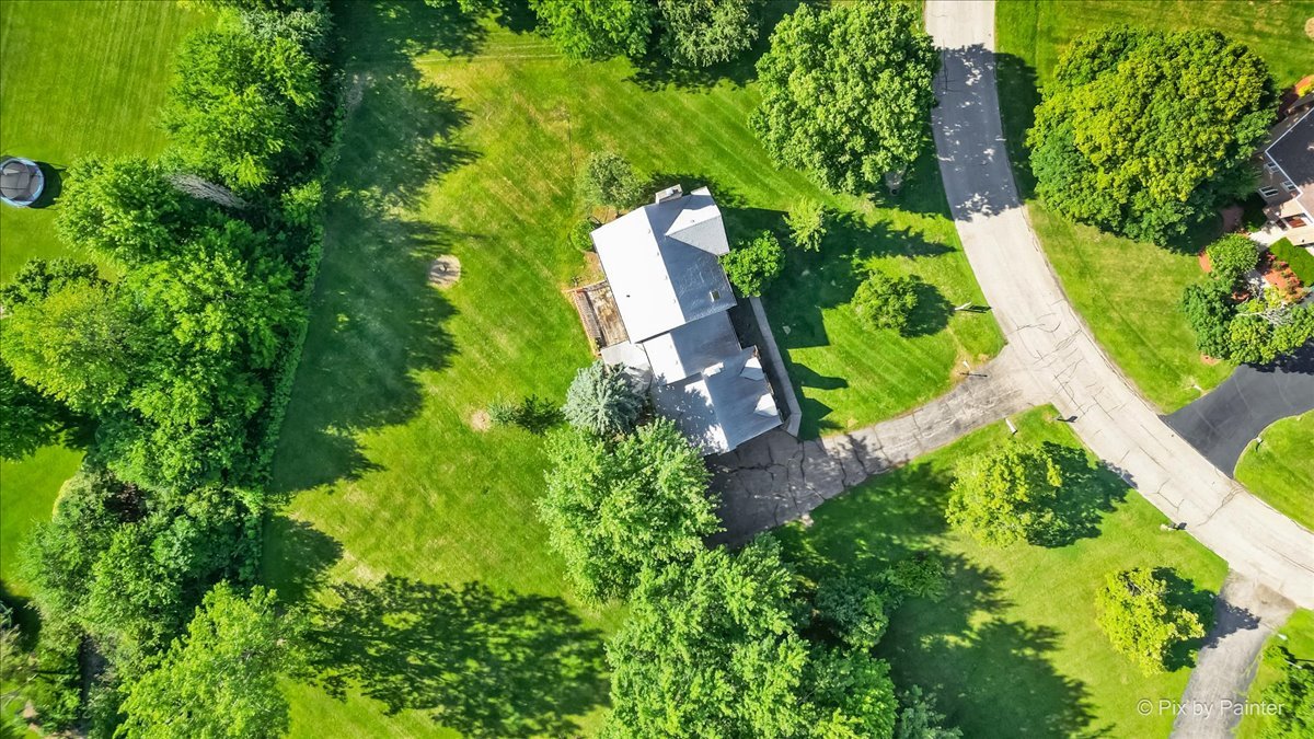 7711 Dairy Lane, Lakewood, IL 60014