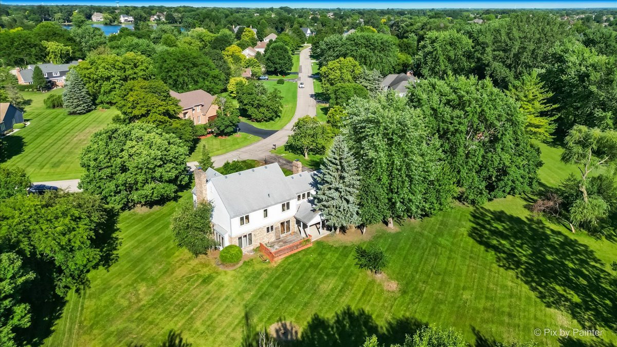 7711 Dairy Lane, Lakewood, IL 60014