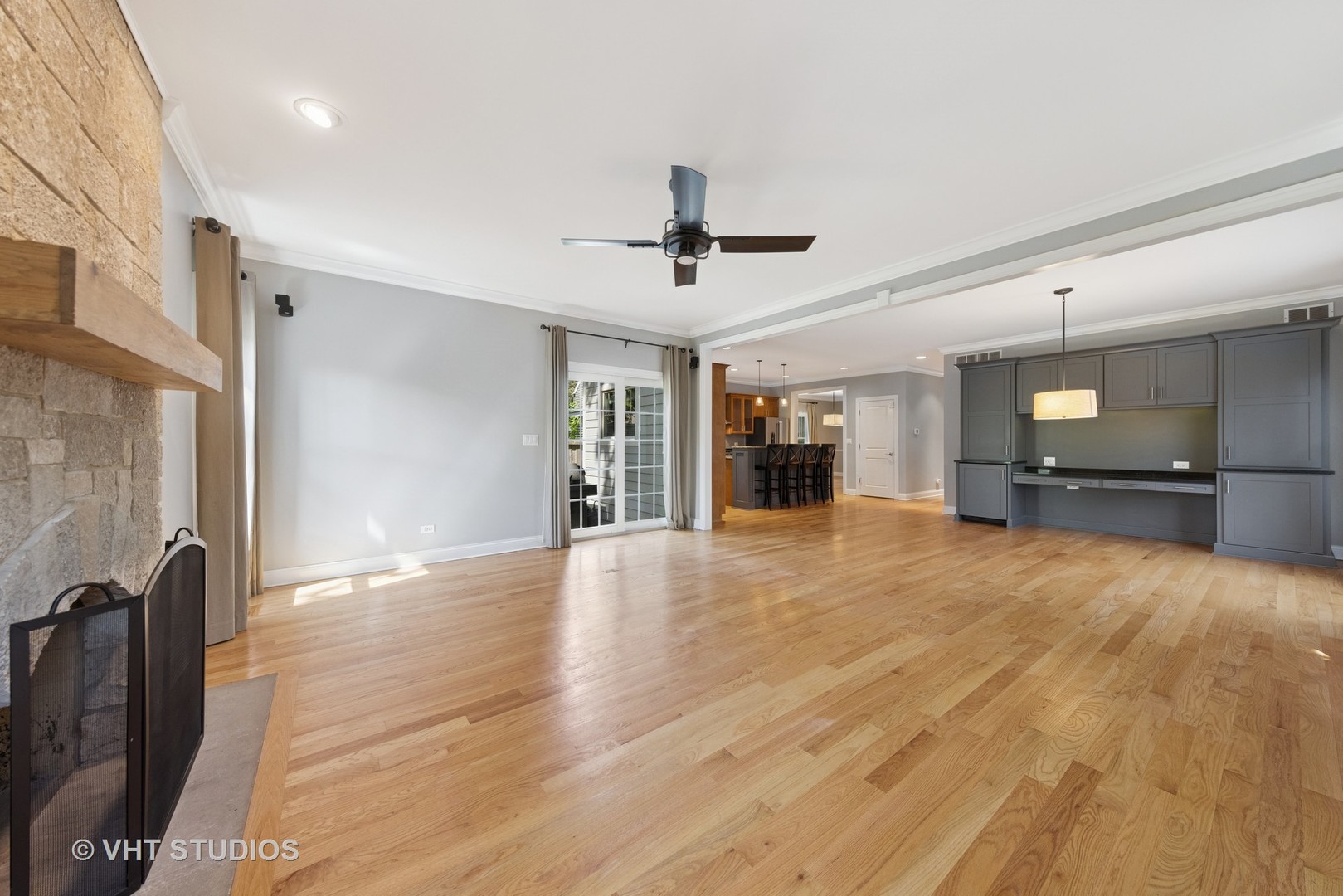 4034 Forest Avenue, Downers Grove, IL 60515