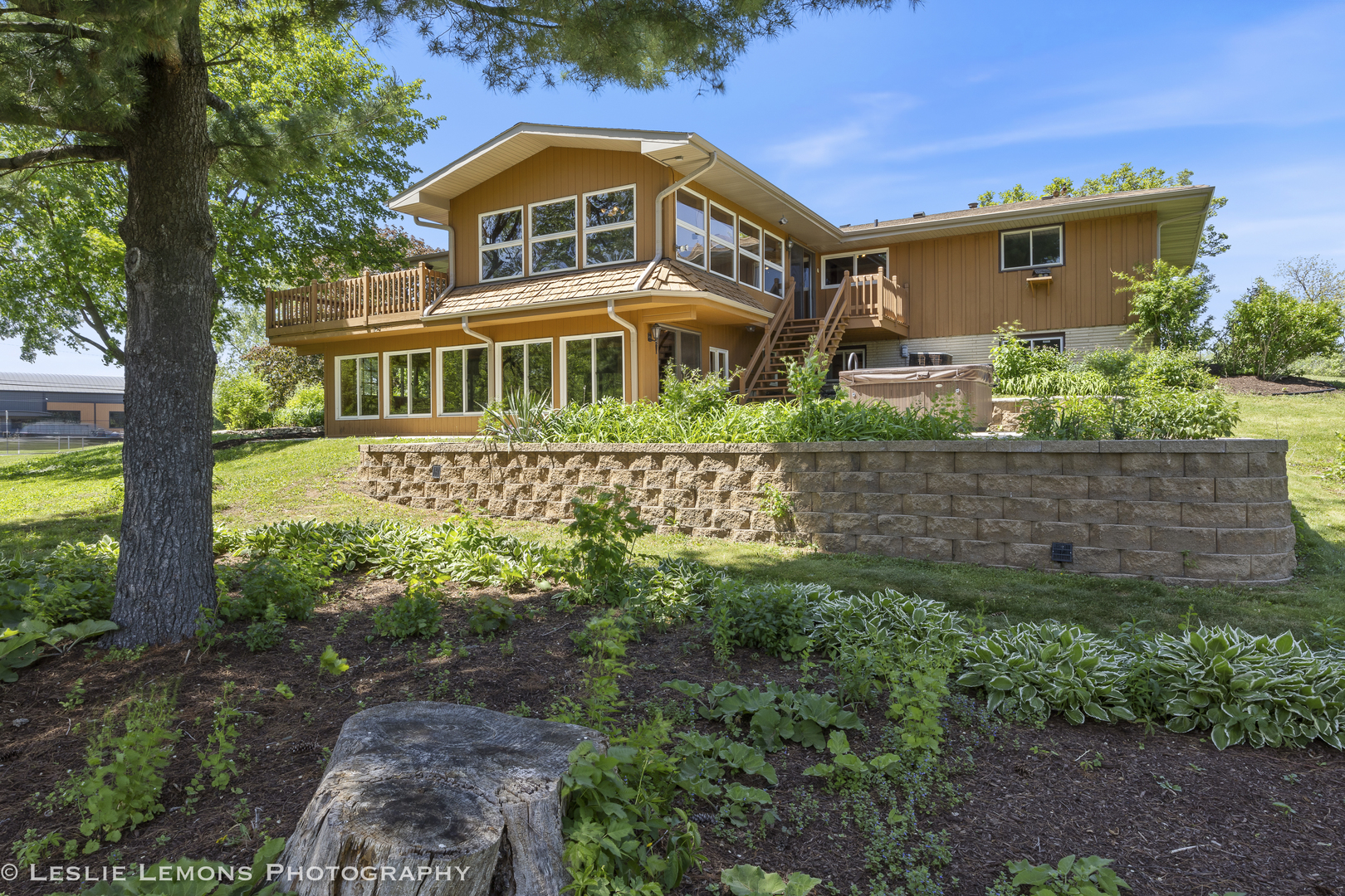 8315 Kearney Road, Downers Grove, IL 60516