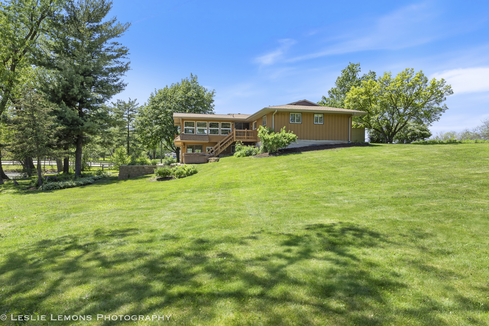 8315 Kearney Road, Downers Grove, IL 60516