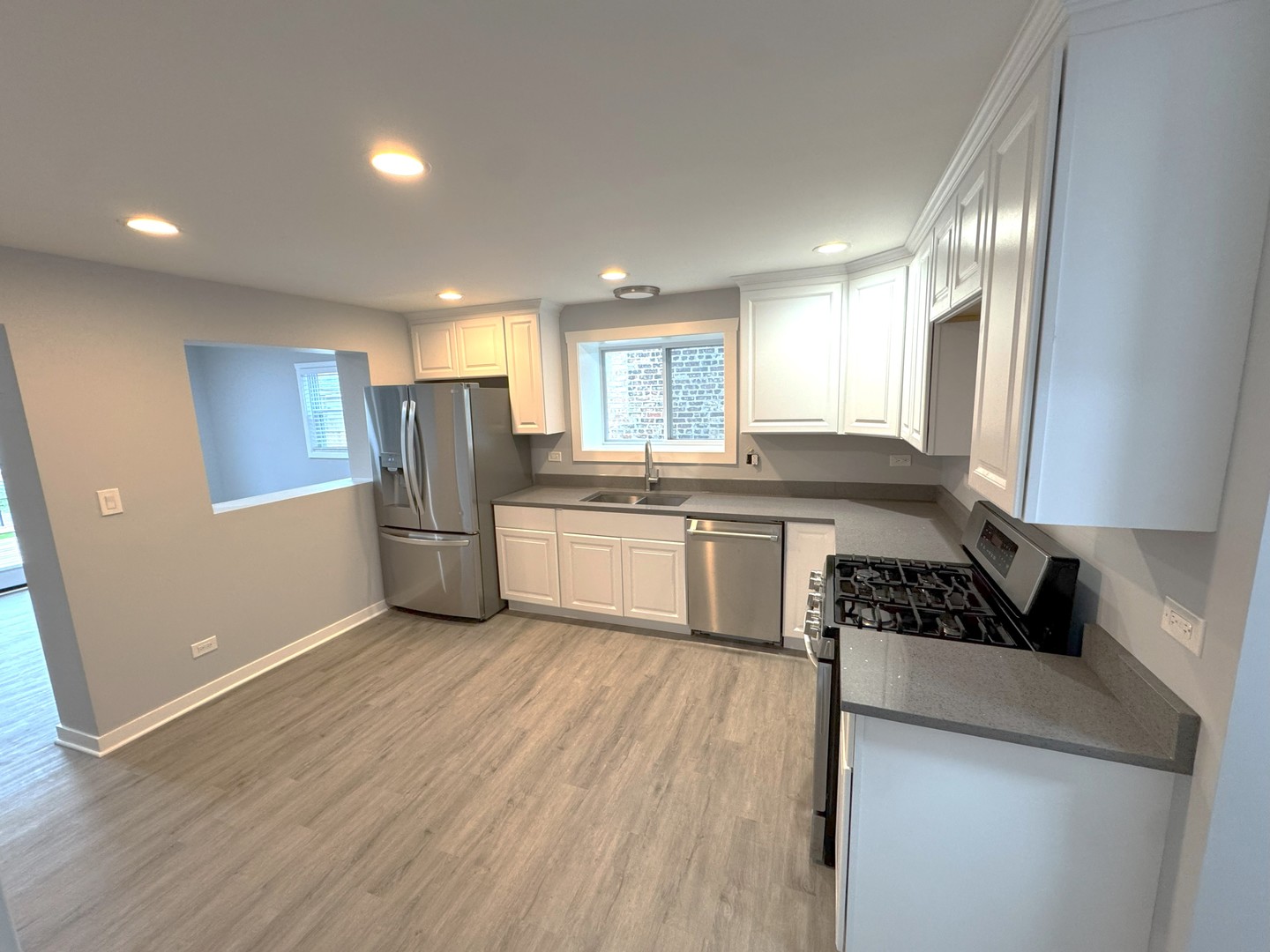 2317 Harvey Avenue, Berwyn, IL 60402