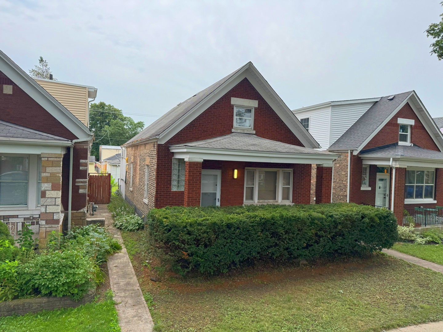 2317 Harvey Avenue, Berwyn, IL 60402