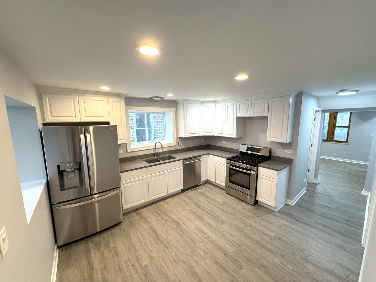 2317 Harvey Avenue, Berwyn, IL 60402