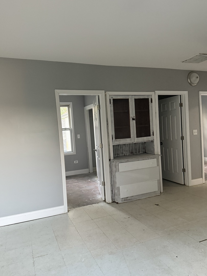 8610 S Baltimore Avenue, Chicago, IL 60617