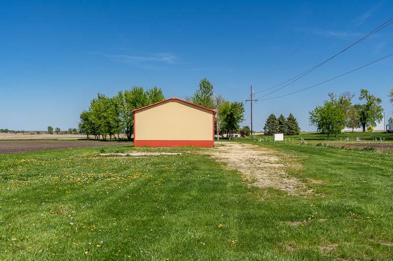 8465 S Mulford Road, Rockford, IL 61109