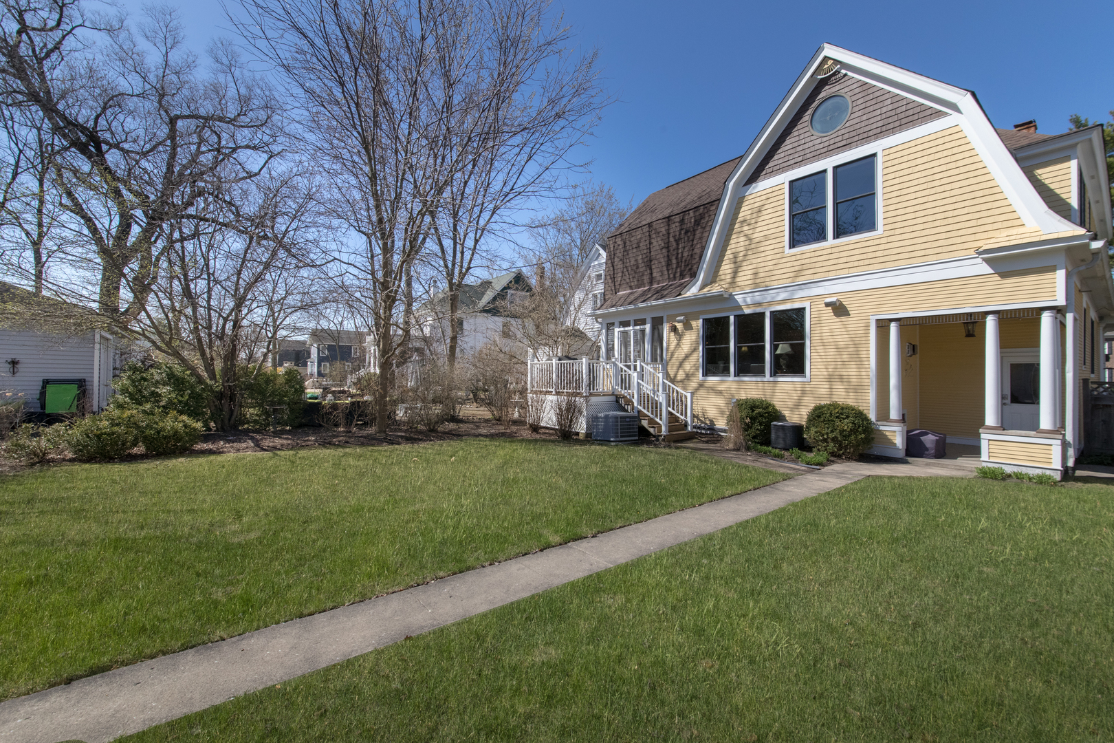 401 S Prospect Avenue, Park Ridge, IL 60068