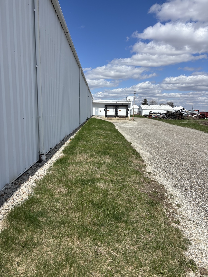 25833 N 2450 E Road, Lexington, IL 61753