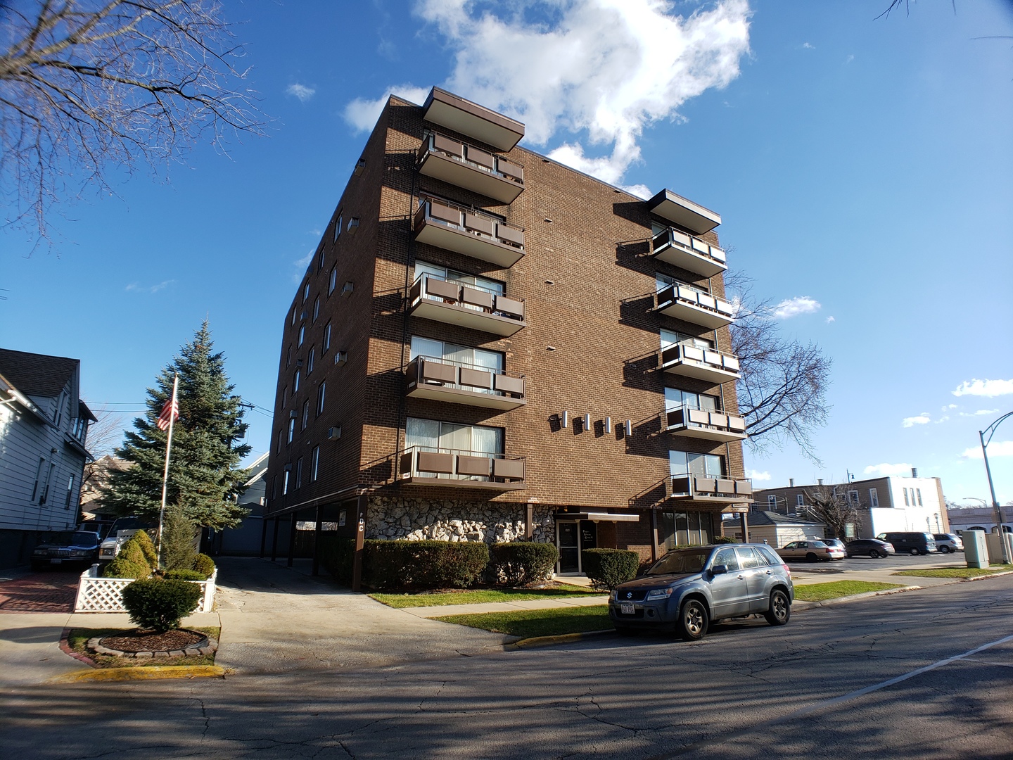 336 Lathrop Avenue #202, Forest Park, IL 60130