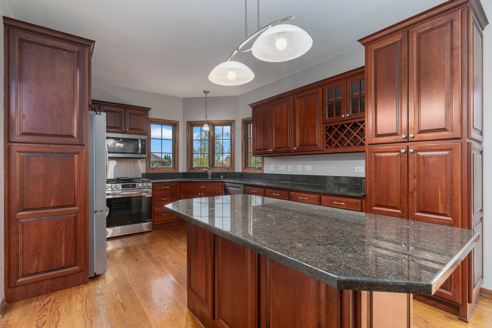 22715 Maddeline Lane, Frankfort, IL 60423